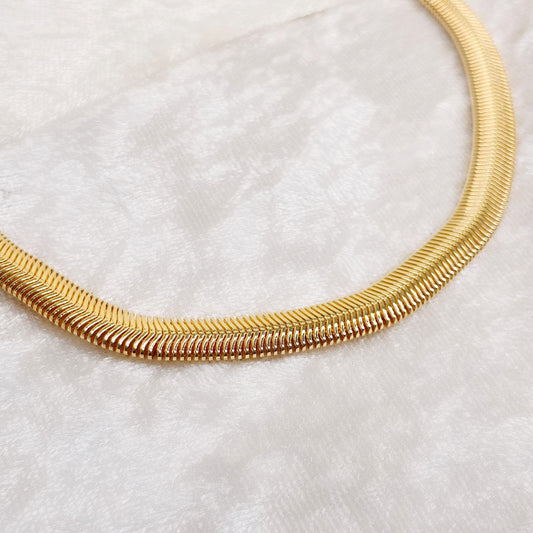 FEARLESS NECKLACE 18kt Gold Filled  Snake Chain