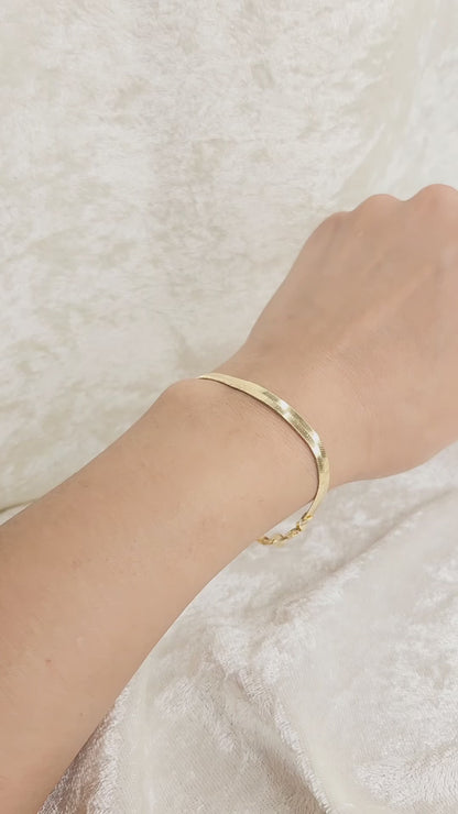 JUBILANT BRACELET 18kt Gold Filled Herringbone